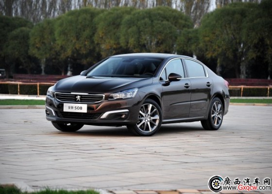 東風(fēng)標(biāo)致 標(biāo)致508 2015款 1.8THP 自動旗艦版 東風(fēng)標(biāo)致 標(biāo)致508 2015款 1.8THP 自動旗艦版