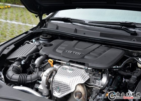 上汽集團 榮威950 2015款 1.8T 典雅版 上汽集團 榮威950 2015款 1.8T 典雅版