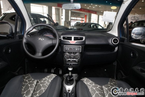 2013款QQ 1.0L手動快樂版