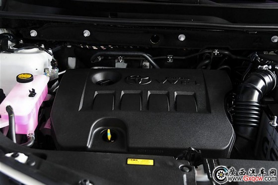 2015款RAV4 2.0L自動兩驅(qū)風(fēng)尚版